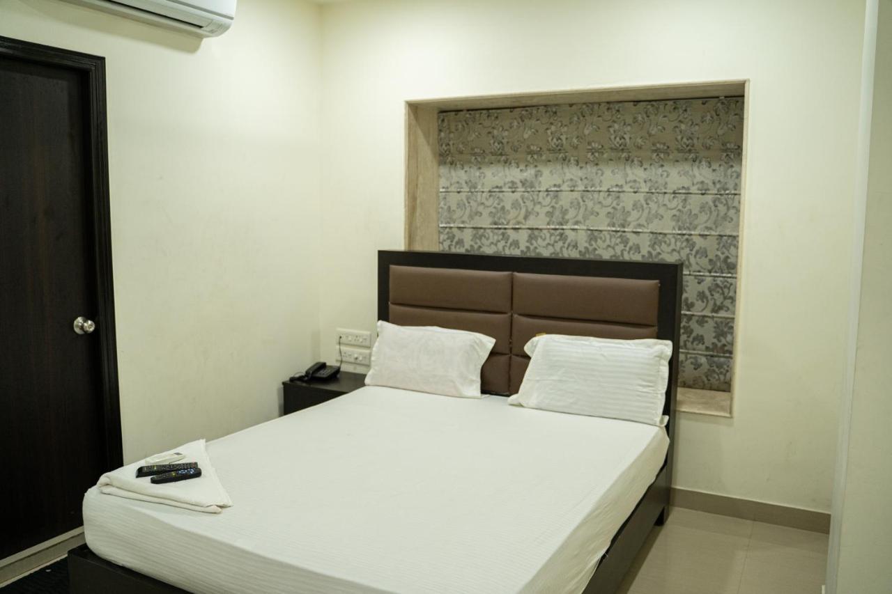 Nk7 Guest House 加尔各答 外观 照片