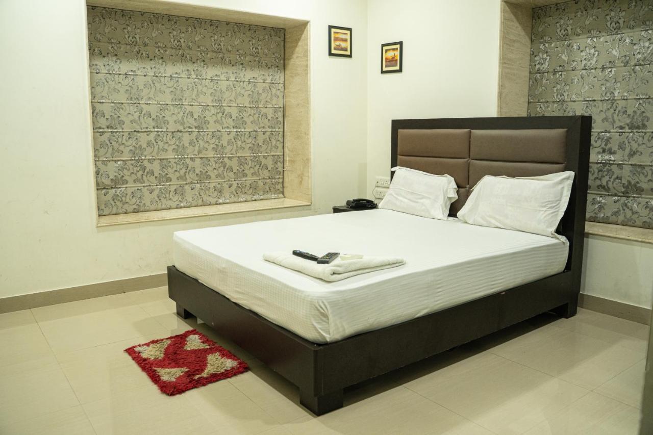 Nk7 Guest House 加尔各答 外观 照片