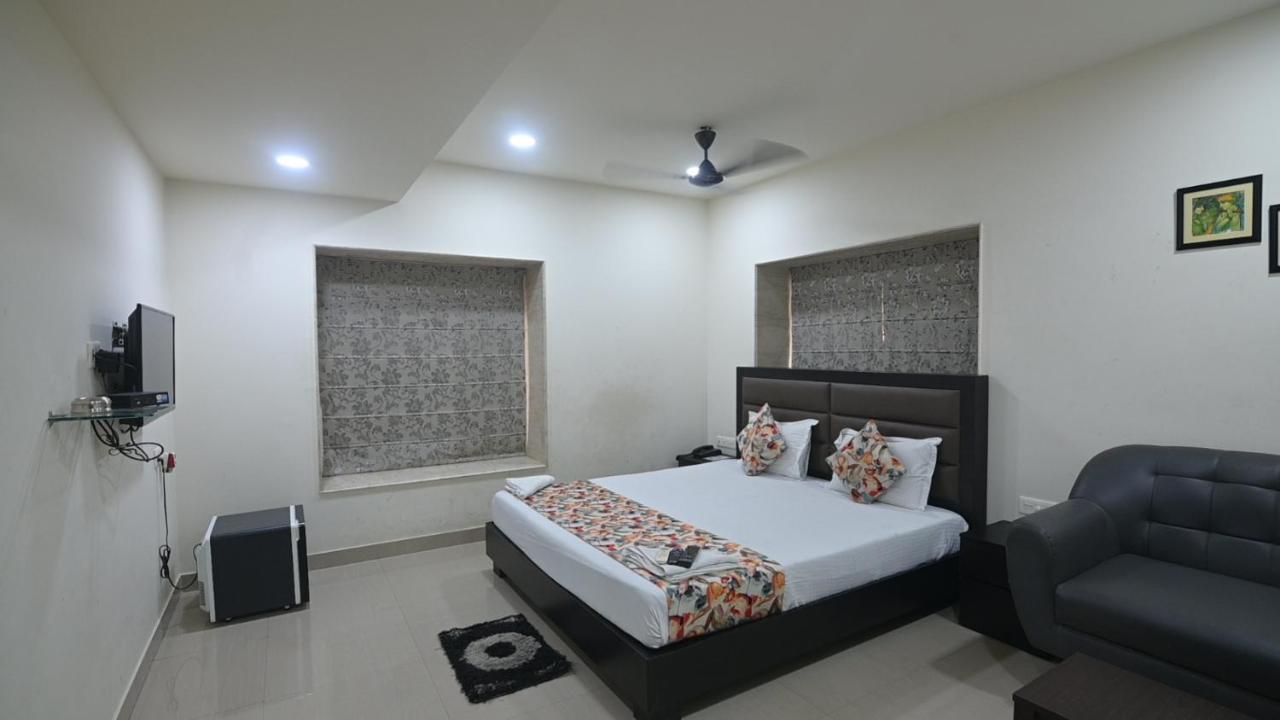 Nk7 Guest House 加尔各答 外观 照片