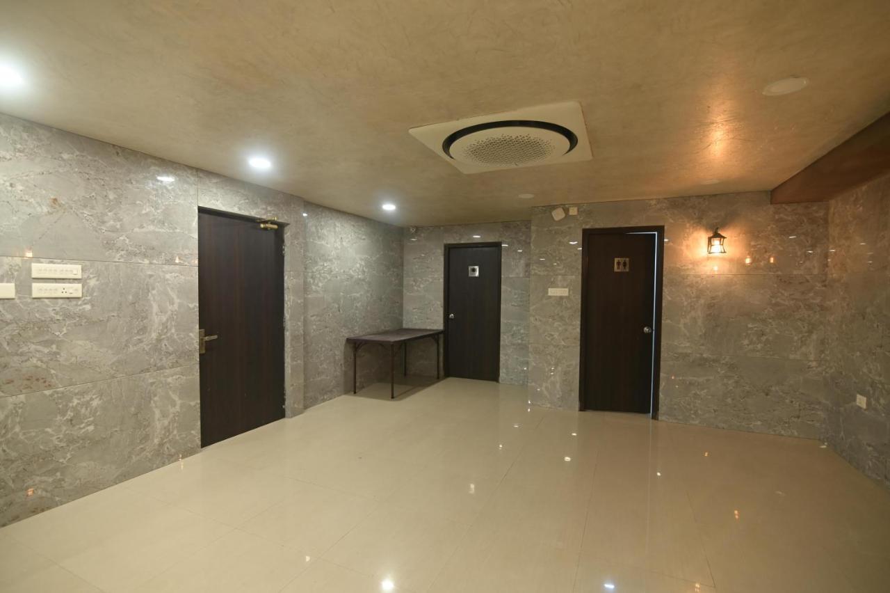 Nk7 Guest House 加尔各答 外观 照片