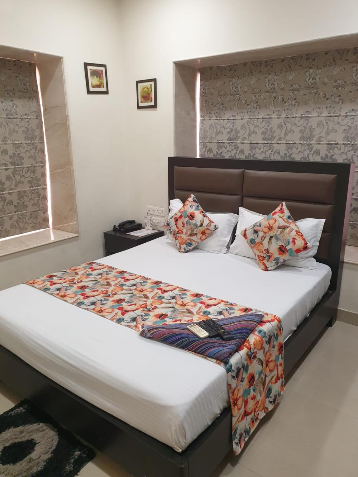 Nk7 Guest House 加尔各答 外观 照片